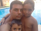 En la piscina con los tíos