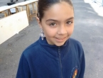 Peinándome con Caye