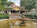 Comida en el Plaza Gardens