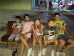 Cena en el Aragues con los vecinos