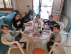 Comida con los compis de mami