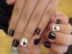 Me hago las uñas