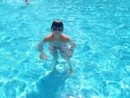 Primera tarde en la piscina