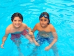 Entrenamiento de fútbol y piscina con Albert