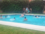 Piscina con los vecinos