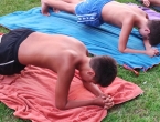 Parque, piscina, juegos y ejercicios