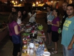 Cena de picote en el parque